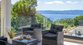 NEUE Hillside Villa Paradise - Image 3