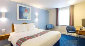 Travelodge Milton Keynes Shenley Church - Image 4