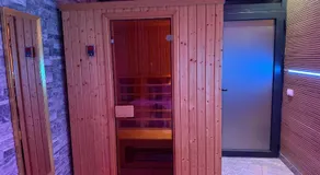 Dubai Spa Apartment #1 - Jacuzzi & Sauna Free Parking - Image 2