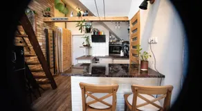 Treehouse apartment - Image 5