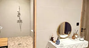 What Else Hotel - Image 5