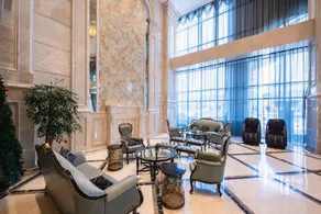 Huanyue Wansheng International Hotel - Image 4