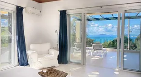 Spacious 4-Bedroom Villa with Private Pool and Stunning Sunset Views, 3 Minutes from the Beach - Image 2