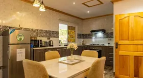 Paradise Breeze Apartment - Image 5