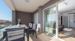 Apartments with pool Villa Zora - Image 2