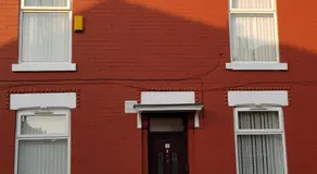KNUTSFORD House Holidays - Image 2