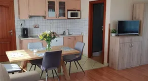 Elek Apartmanház - Image 2