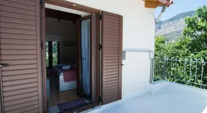Papa-Antonis Stone House - Image 3