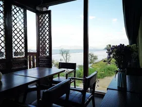 Bodu Lake View Inn - Image 4