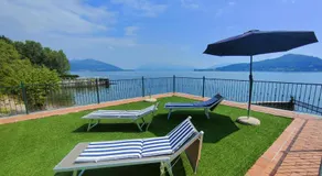 Scarlet Flower - Lago Maggiore - Image 3