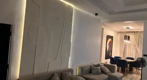 Bytup 2bedroom Apt in lekki,24hrs light, Wifi ,fully serviced apartment , water heater smart tv - Image 2
