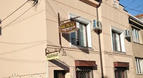 Royal Apartments - Image 4