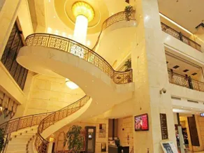 Fortune International Hotel - Image 5