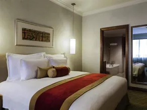 Prince Serviced Apartment - Image 2