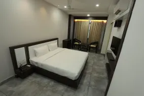 HOTEL ABOOZ - Image 2