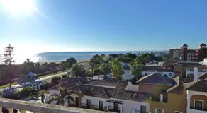 Penthouse with ocean view (6-8 guests) - Image 4