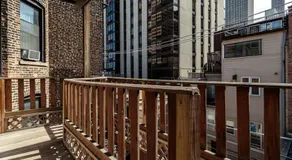 Historic and Unique Brownstone in Gold Coast - Downtown - 3 - Image 5