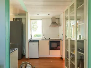 Amazing holiday home with spacious garden - Image 4