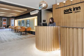 Park Inn By Radisson Melbourne Carlton - Image 3