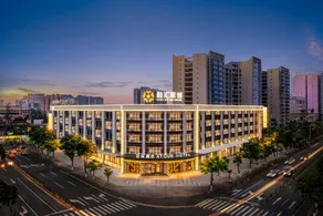 Atour Hotel Haikou Provincial Government Guoxing Avenue - Image 2
