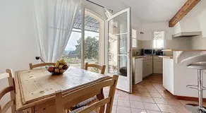 Clos des Cassis - Maison d'Hôtes - Image 4