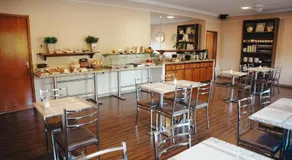 Candeias Hotel - Image 4