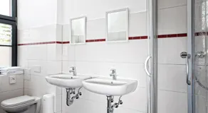 Hostel am GÜTERBAHNHOF - Image 2