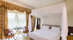 Victoria Travel Hotel - Image 2