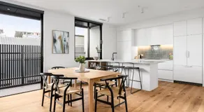 Docker Street Apartments by Urban Rest - Image 5