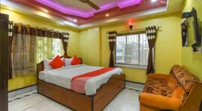 Hotel Pinnacle Tower - Near Airport - Image 2