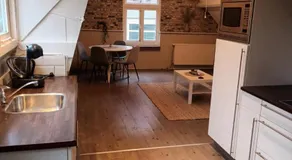 attic apartment in the center - Image 3
