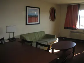 Americas Best Value Inn - Topeka, KS - Image 2