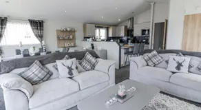 Manor Heights Lodge - Image 2
