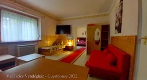 Vadászles Vendégház - Image 2