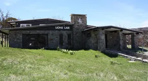 The Lions Lair Lodge - Image 5