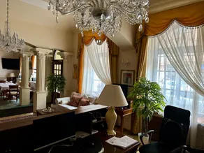 FLEUR DE LIS HOTEL - Image 3