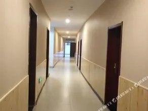 Tuwo Holiday Hotel (Qinghai Sports Center Wanda Plaza Branch) - Image 3