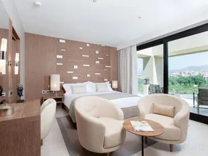 The Oasis by Don Carlos Resort - Image 4