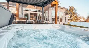 FeralWoods Private Estate With Hot Tub - Image 5