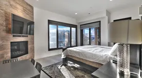 Juniper Landing - Luxury Townhouse - Outdoor Pool, Gym, Hot Tub in Canyons Village - Image 2