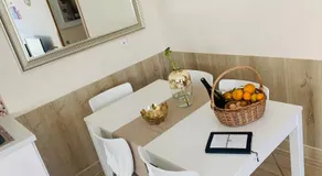 Oliveira's Little House - Image 5