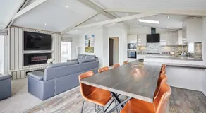 Host & Stay - Roseberry View Lodge Retreat - Image 3