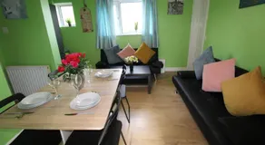 Raynald House - Image 2