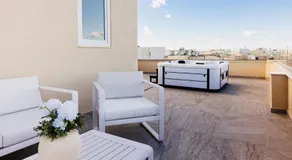 PH Jacuzzi &StunningTerrace Near Tarxien Temples - Image 3