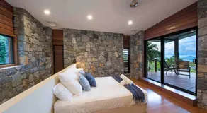 Private Stone House - Image 2
