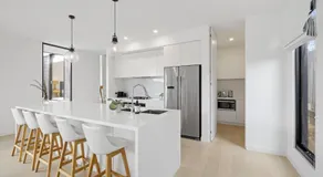 Aqua Luna - Stylish Retreat by Koonya Ocean Beach - Image 4