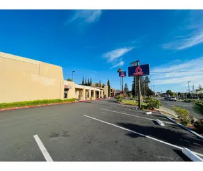 Motel 6 Vallejo, CA - Napa Valley - Image 4