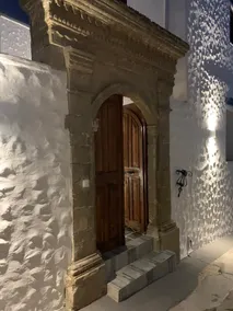 Beautiful historic house - Image 2