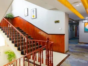Lantu Hotel (Baoji Vocational and Technical College) - Image 3
