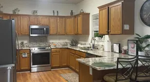 Charming Entire 3 Bedrooms House with AC and Wifi - Image 3